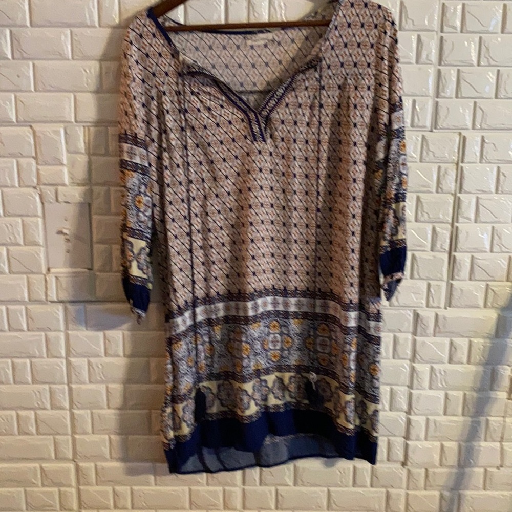 Womens Ladys World Top Size  33 X19 ff